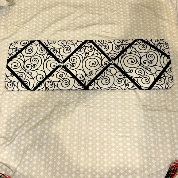 Photo/notes board decor - Picture 1 of 1